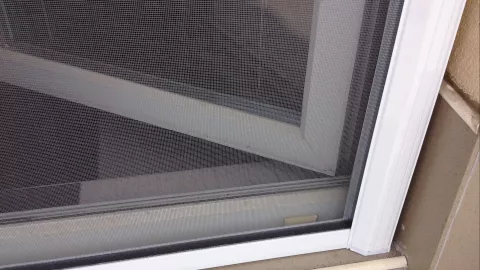 Rolós szúnyogháló ablak